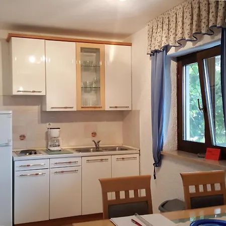 Appartement App 3- By Interhome