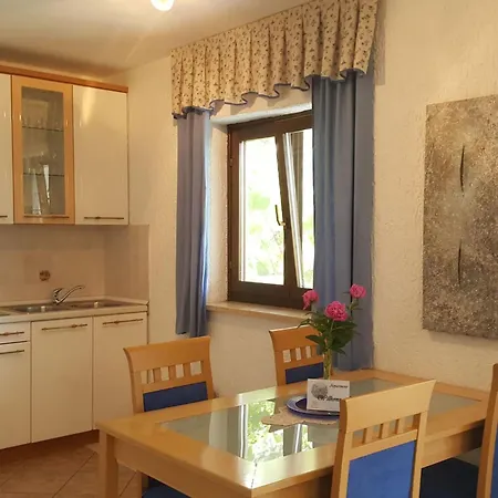 App Coki 3- By Interhome * פונטנה