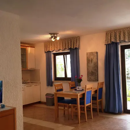 App 3- By Interhome Appartement Funtana