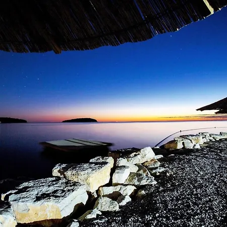 Appartement App 3- By Interhome Funtana