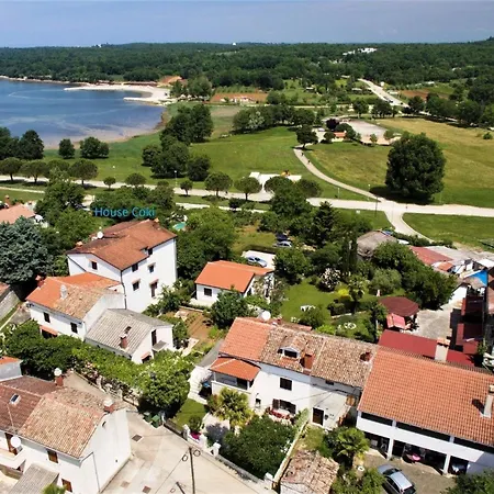 App 3- By Interhome *