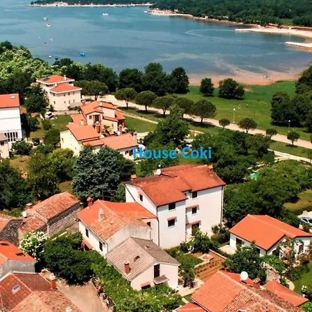 Appartement App 3- By Interhome Funtana